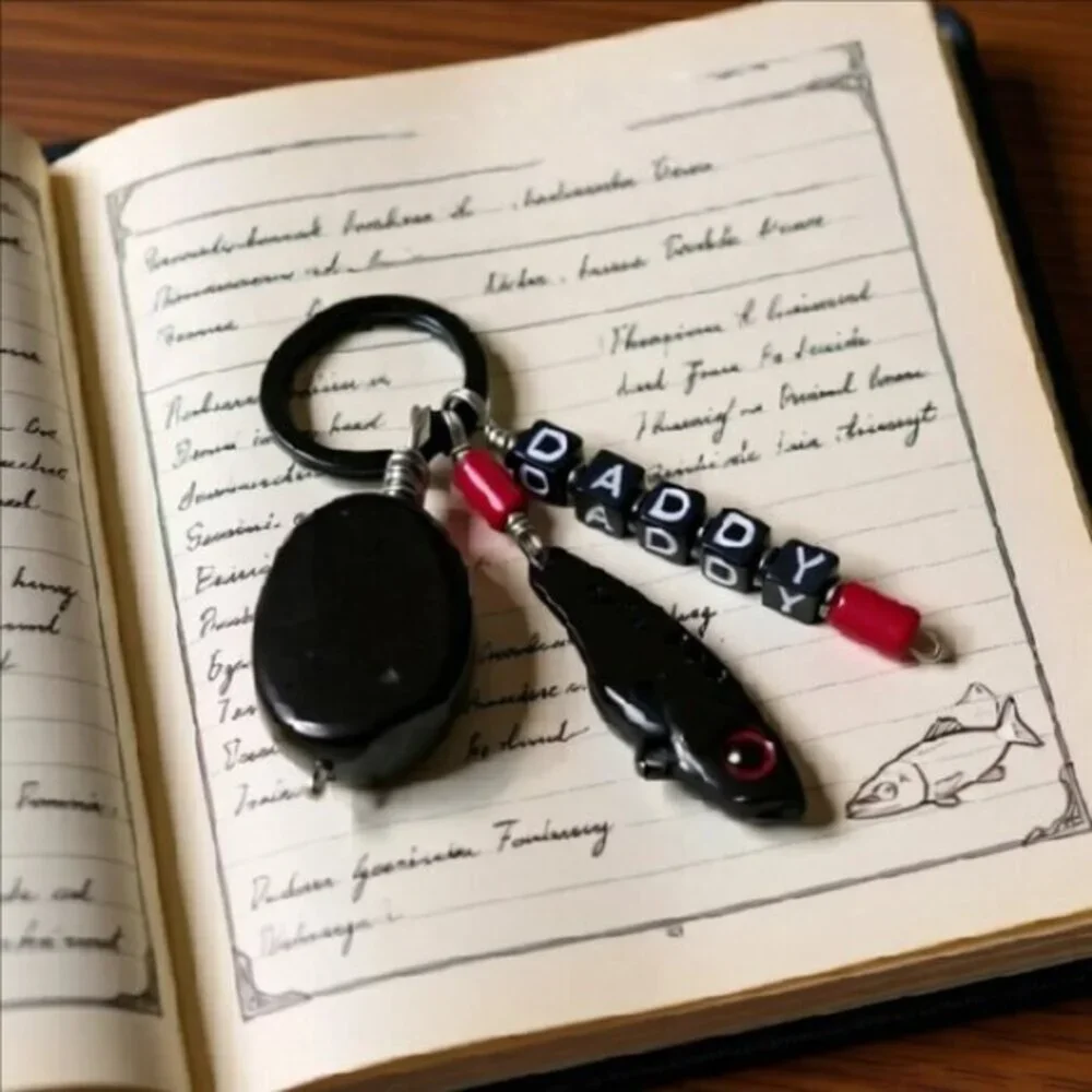 DADDY! Personalized Fishing Lure Key Chain - Black Onyx + Black Fish Key Ring